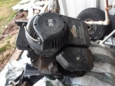 Prodám čtyřtaktní motor Brigs Stration 3,5HP - 1