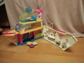 Hasbro Littlest Pet Shop Hrací set Výletní loď se 3 zvířátky
