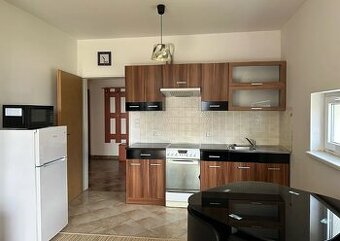 krásný byt 2+kk 56m2 v ul. Makedonská, Praha 9 - Střížkov