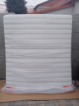 Prodám matrací IKEA 180cm x 200cm