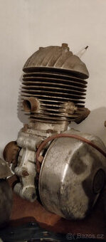 Jawa 250 Speciál - motor