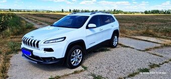 Jeep Cherokee, 147kW,4x4,servis,ČR,nehav.