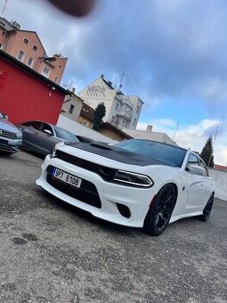 Dodge Charger, 6.2HEMI SUPERCHARGED SRT527kw Ojeté, 5/2017,