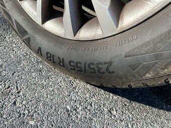 Continental 235/55 R18 V LETNÍ