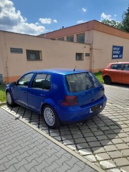 Volkswagen Golf 1.8 92kw