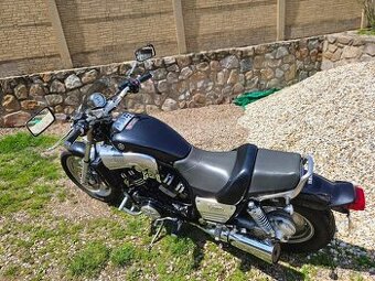 Yamaha v-Max 1200