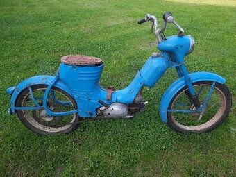 Jawa 550 pařez