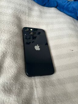 IPhone 13, černý