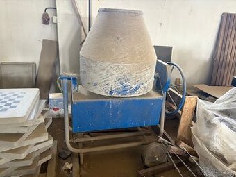Stavebni michacka 150l