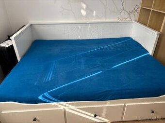 Rozkldaci postel Hrmnes z Ikea