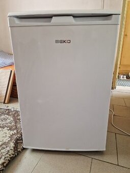 Lednice s mrazákem Beko
