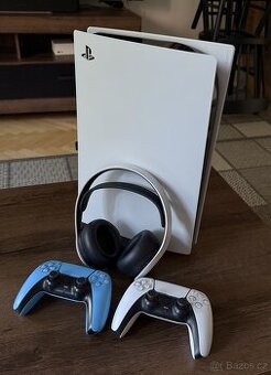 PS5 Digital Edition + 2 ovladače + Pulse 3D sluchátka