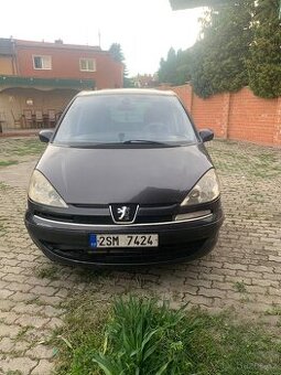 Prodám peugeot 807 2.2hdi rok 2006 7 mist