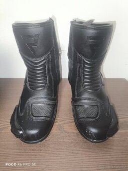 Menší motoboty - Rebelhorn