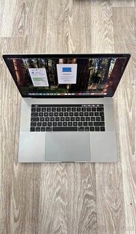 MacBook Pro 15" 2018 16gb ram