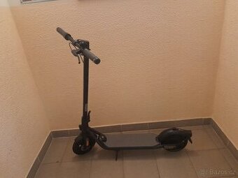 Elektro koloběžka SEGWAY NINEBOT F2E