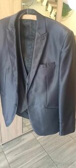 Svatební či společenský oblek