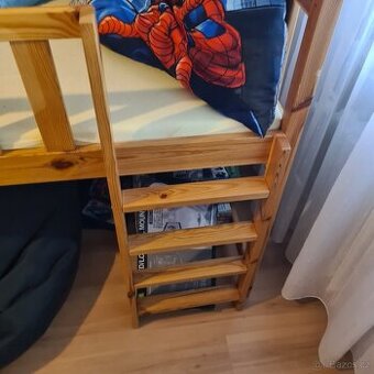 Dětská dřevěná palanda + matrace