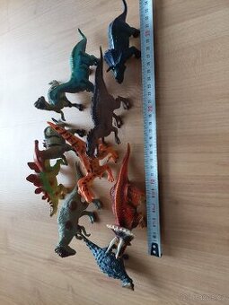 Figurky dinosauru sada 10.kusu delka 13-17cm