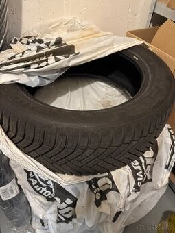 Prodám 4ks zimní pneu Linglong GRIP MASTER 4S, 235/55 R18