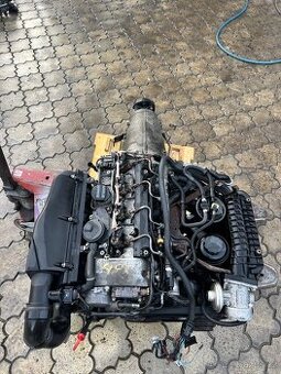Mercedes Benz Motor 2.2cdi om611
