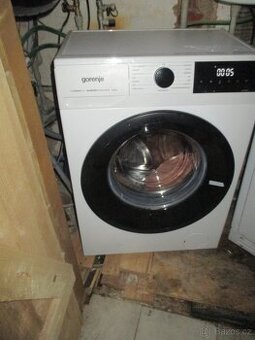 GORENJE na 6-7 kg prádla,třída B