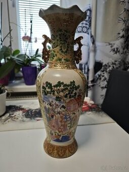 Stará ,ručně malovaná, Čínská váza, porcelán