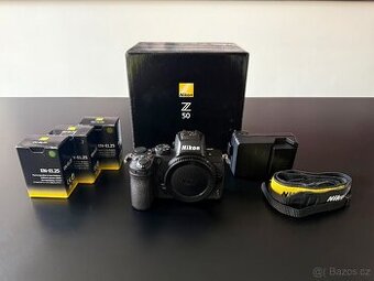 Fotoaparát Nikon Z50 - JAKO NOVÝ + 3x orig. bater.
