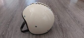 Retro helma