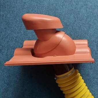 NOVÁ odvětrávací plastová taška KM BETA za 1/2 ceny