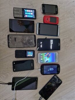 Prodám telefony různých značek