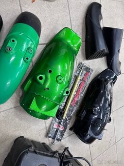 Yamaha Vmax 1200 a různé