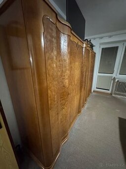 Nábytek ručně dělaný přímo na zakázku