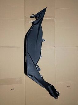 HONDA PCX125 / 150 PODLAHA PRAVÁ