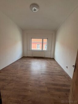 Pronájem bytu 1+140m - 1