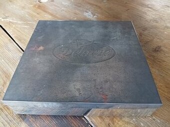 STARÁ PLECHOVÁ KRABIČKA DELACRE FRANCIE - 1