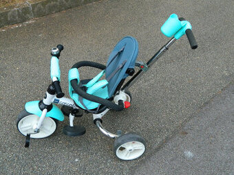 Tříkolka Coccolle s vodící tyčí