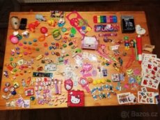 MIX KOLEKCÍ - WINX, Šmoula, princezny,Kitty, stikeez,sberat.