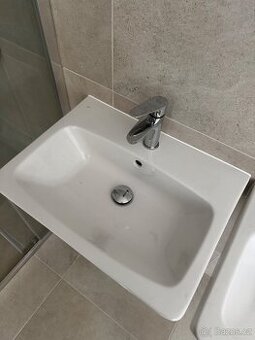 2x umyvadlo Jika Lyra Plus Viva 60x45 cm včetně baterií