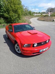 Ford Mustang GT 4.6 - 1
