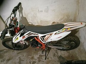 Pitbike Minirocket 250..