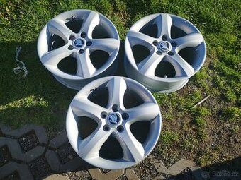 Alu disky originál Škoda 5x100 R15 (5J0601025A)