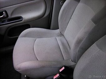 Renault Clio II - molitan sedáku přední sedačky nebo sedačku