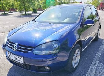 Prodám Volkswagen Golf 5 v pěkném stavu