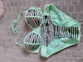 Dvoudílné plavky Zn Adidas vel 38C
