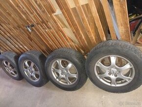 Zimní kola s diskama 215/70 R16 - 1