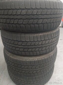 4x zimní pneu 205/55R16.