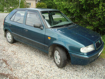 Škoda Felicia 1.3LX, STK 5/2027, tažné zařízení.