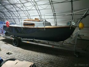 Kajutový motorový člun/ rybářská loď