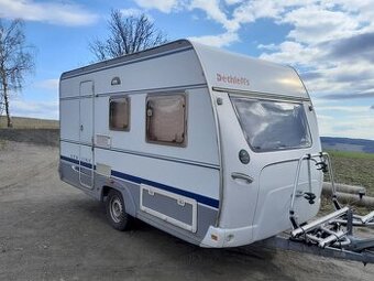 Nezávislý karavan Dethleffs 390 New Line, 4 postele